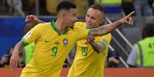 Zone amérique du sud modifier l' équipe du brésil de football (en portugais: Foot Le Bresil Vient A Bout Du Perou Et Remporte Sa 9e Copa America
