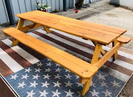 how to easily stain a picnic table with