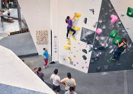 a beginner s guide to bouldering the