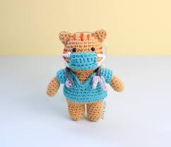 free nurse cat amigurumi crochet