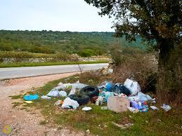 Abbandono dei rifiuti: che impatto ha sull'ambiente?