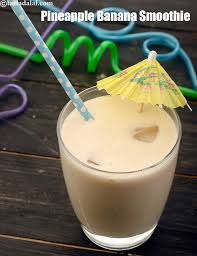 pineapple banana smoothie with ice