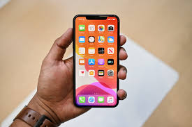 How to close apps on iphone 11. Apple Iphone 11 Pro Max Vs Samsung Galaxy Note 10 Plus Digital Trends