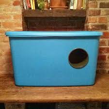 Alley cat allies has a few diy outdoor cat shelter designs available, as well as other choices for purchasing cat houses. 10 Outdoor Cat Houses