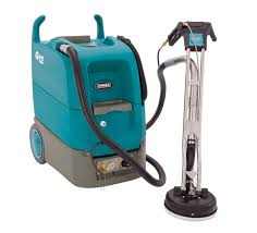 q12 multi surface cleaning machine