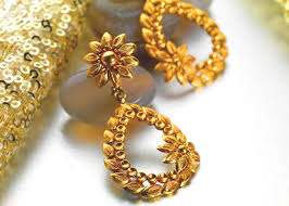 Check out our golden earrings selection for the very best in unique or custom, handmade pieces from our earrings shops. Buy Latest Gold Earrings In Pune India P N Gadgil And Sons Png