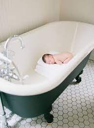 rog com clean bathtub baby love