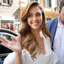 jessica alba just chopped off all of