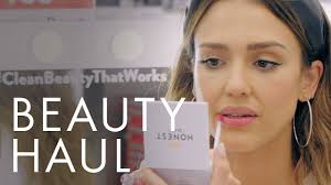 watch jessica alba do a beauty editor s