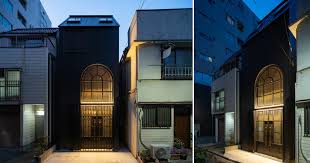 Narrow House With A Big Glass Door In Tokyo
