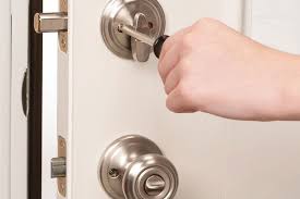 There are all types of locks of may different shapes and sizes. 3 Reasons Why You Should Use A Deadbolt Lock A Locksmith Alpharetta
