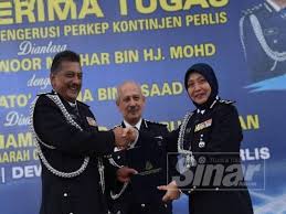 Adalah dimaklumkan bahawa jawatan pengerusi badan perhubungan umno negeri perlis yb datuk seri dr. Surina Ketua Polis Wanita Pertama Perlis