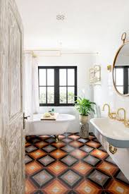 50 tiled bathrooms that make a striking