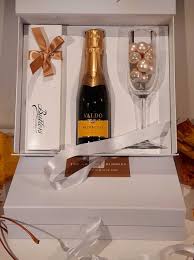 luxury prosecco chagne gift bo