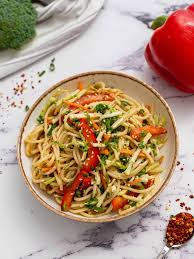 asian noodle salad with sesame dressing