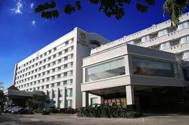 Biaya pengiriman melalui jalur darat lebih terjangkau atau tidak terlalu mahal. Hotel Pangeran Pekanbaru Pekanbaru Booking Murah Mulai Rp550 000