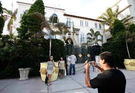 versace mansion in fla now offering tours