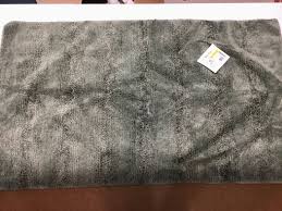 30 x50 essence nylon washable bath rug
