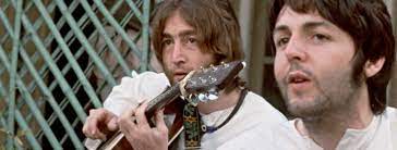 Avec Qui John Lennon Jouait il Dans La Photo Originale - La relation entre John Lennon et Paul McCartney, le duo des Beatles. -  Yellow-sub.net