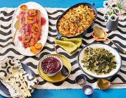 From classic ham, cooked in the slow cooker, to salads, casseroles, fresh vegetables, homemade biscuits and southern banana pudding trifle, this is a menu. Come Together A Soul Food Thanksgiving Midwest Living