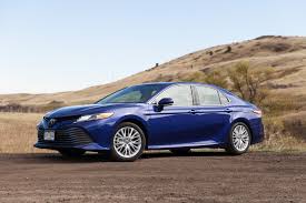 2018 toyota camry review ratings