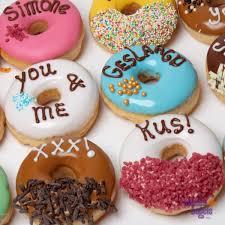 donuts met tekst donuts