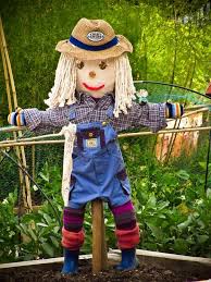 creating garden scarecrows with kids