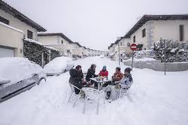 Storm filomena, which buried madrid under a record 50 centimeters of snow on friday, became a disaster for the city. Spanish Blizzard Kills 4 People Traps Travelers