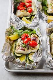 Heat 2 tblsp oil over medium heat in a skillet or braiser. Baked Fish In Foil With Vegetables Garden In The Kitchen