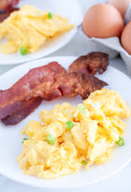 scrambled eggs without milk food