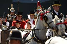 Prinz harry und meghan markle: Hochzeit Von Meghan Und Harry Lamm Huhnchen Und Spargel Fur Die Hochzeitsgaste Panorama Stuttgarter Nachrichten