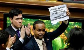 Liberan exdiputado Gilberto Sojo tras 6 meses de detención