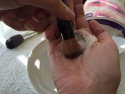 schoonmaken van make up kwasten i m