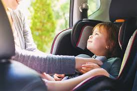 can you leave kids in the car alone