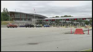 Ready booking hotels, flight, restaurant for trip tourist now. Could The Us Canada Border Reopen In Some Capacity On June 22 King5 Com