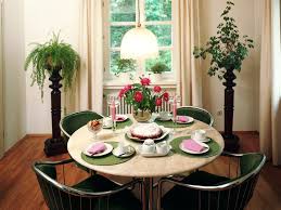 Feng Shui Your Dining Table