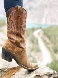 choosing the perfect cowboy boots