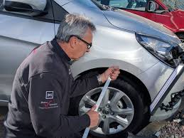Working on your car can be dangerous and messy, so here's exactly what you'll need to ensure you don't die here's how to repair a car dent. Paintless Mobile Car Dent Repair Near Me West London Dent Devils