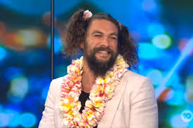 Jason momoa is an american actor known for his role in the series 'baywatch hawaii.' check out this biography to know about his birthday, childhood, family life, achievements and fun facts about him. Jason Momoa In Pigtails On The Project Is Living His Best Life
