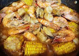 the whole shabang shrimp boiling crab