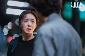 Setelah membahas cara download drama korea terbaru, selanjutnya adalah cara download film korea terbaru di drakorindo: Sinopsis Luca The Beginning Episode 4 Viu