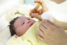 newborn eye ointment at birth