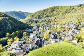 Haus kaufen in bitburg leicht gemacht: Romantische Hotels In Der Eifel Kurz Mal Weg De