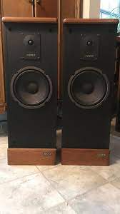 advent prodigy tower speakers in very