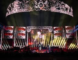 Queen with adam lambert manchester ao arena · manchester, united kingdom. Concert Review Queen Adam Lambert Rhapsody Tour At Bb T Center August 17 2019 Miami New Times
