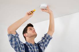 how to install a smoke detector unit at