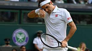 Roger Federer Suffers Wimbledon ...