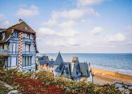 20 beautiful french coastal towns to