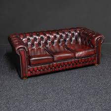 burgundy leather chesterfield sofa
