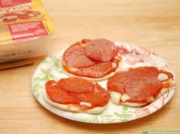 how to make pizza lunchables 8 steps